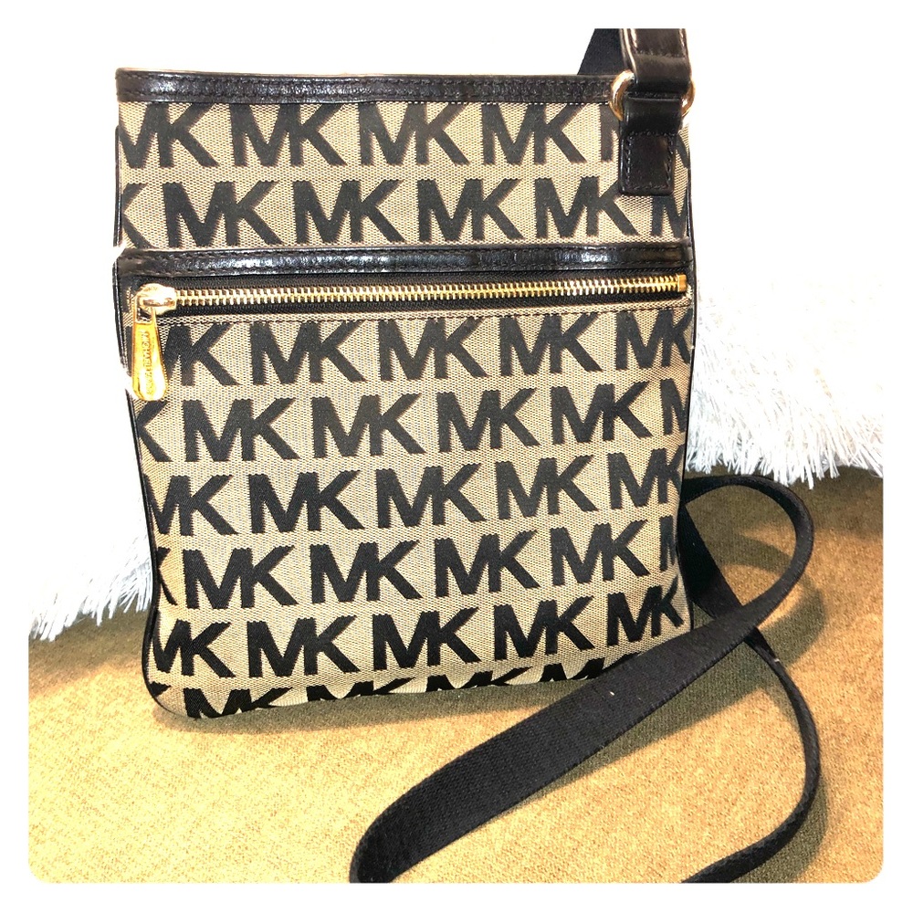 Michael Kors Crossbody Purse-Used